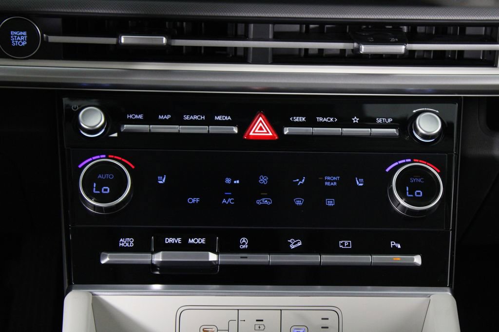 Used 2026 Hyundai Santa Fe SEL w/ Tow & Go Package image 23