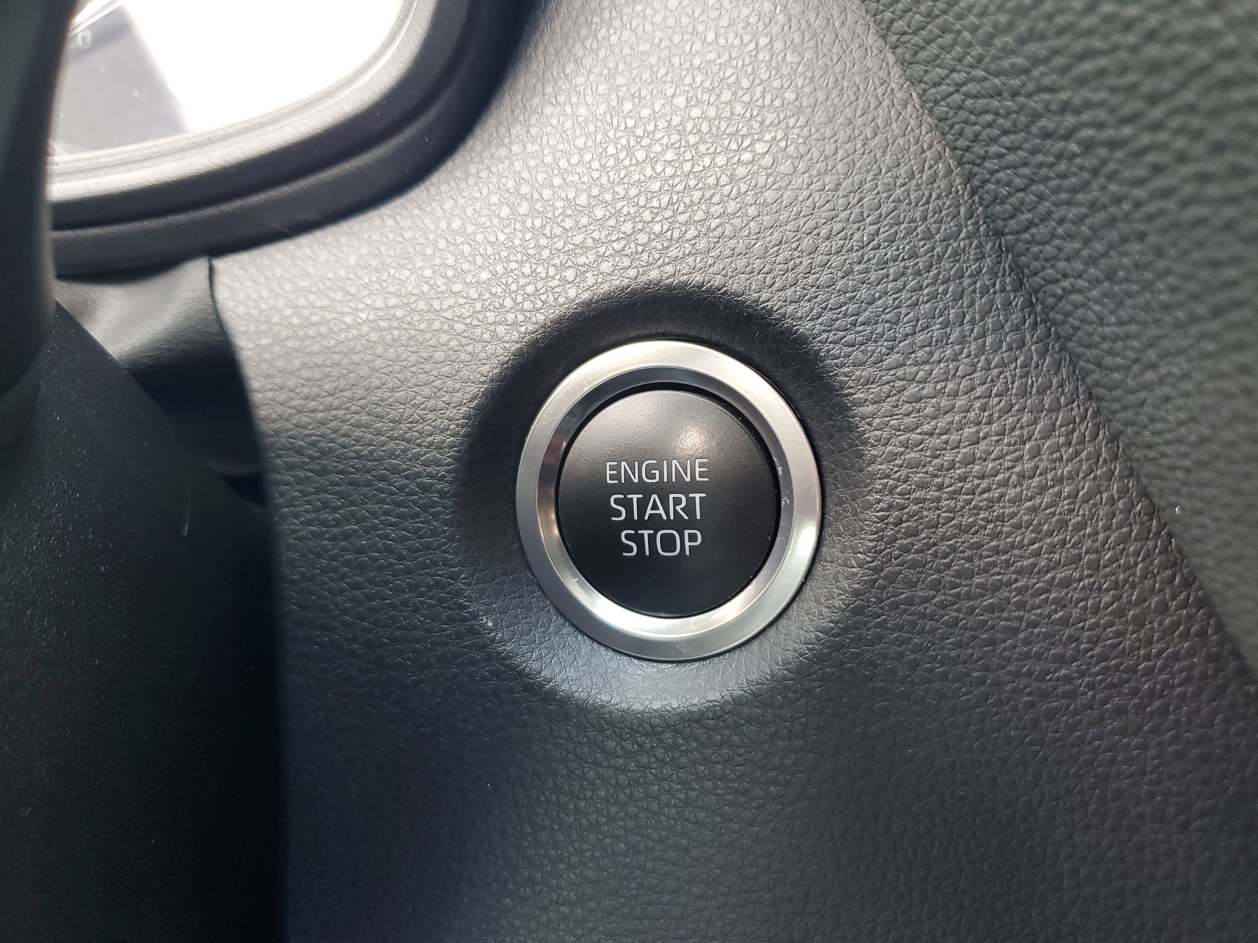 Used 2025 Toyota Corolla SE image 21