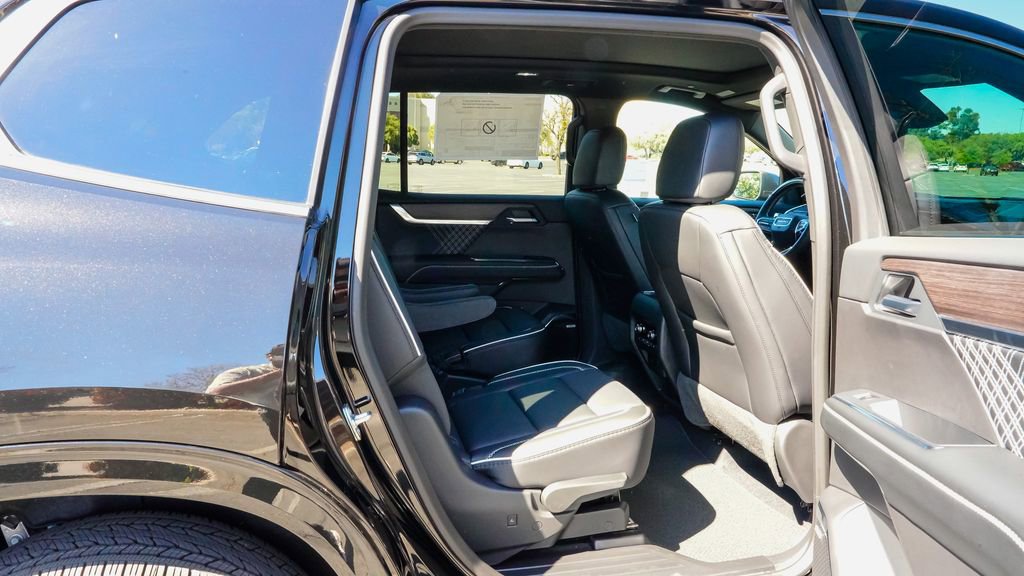 New 2026 GMC Acadia Denali w/ Super Cruise Package image 10