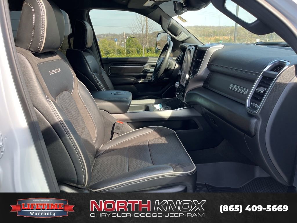 Used 2024 RAM 1500 Laramie AWD/4WD image 26