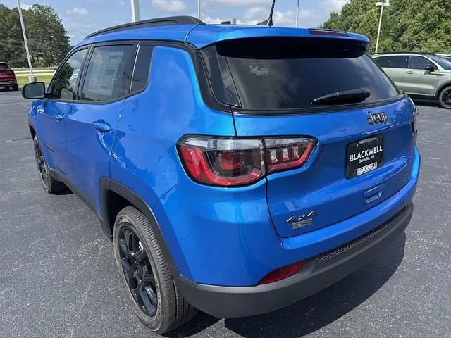 New 2026 Jeep Compass Latitude AWD/4WD image 4