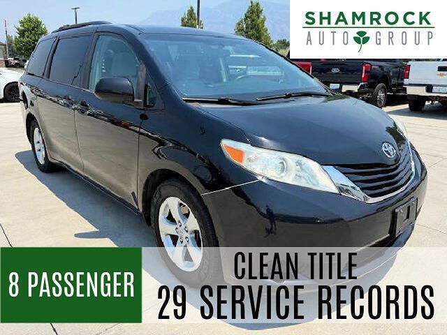 Used 2017 Toyota Sienna LE FWD image 1