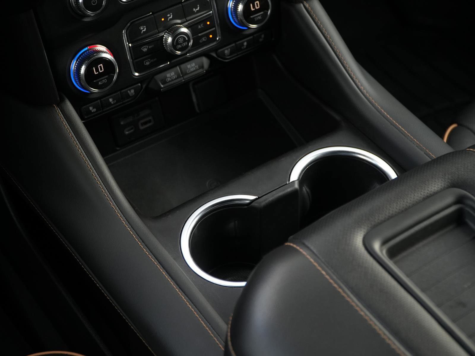 Used 2021 GMC Yukon AT4 w/ AT4 Premium Plus Package image 34