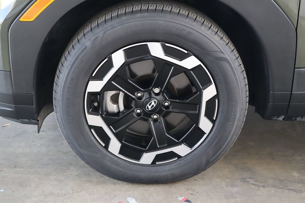 Used 2025 Hyundai Santa Fe SEL FWD image 33
