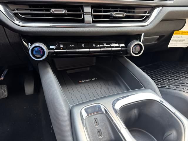 New 2025 Chevrolet Equinox EV RS w/ Active Safety Package 3 AWD/4WD image 30
