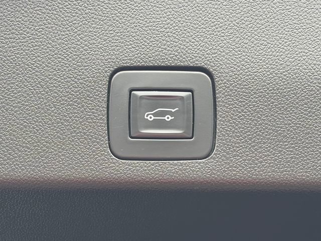 Used 2021 Buick Encore GX Essence w/ Advanced Technology Package AWD/4WD image 42