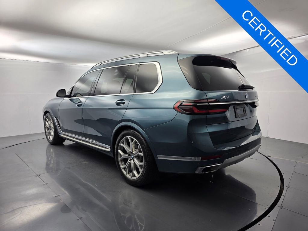 Certified 2024 BMW X7 xDrive40i image 6
