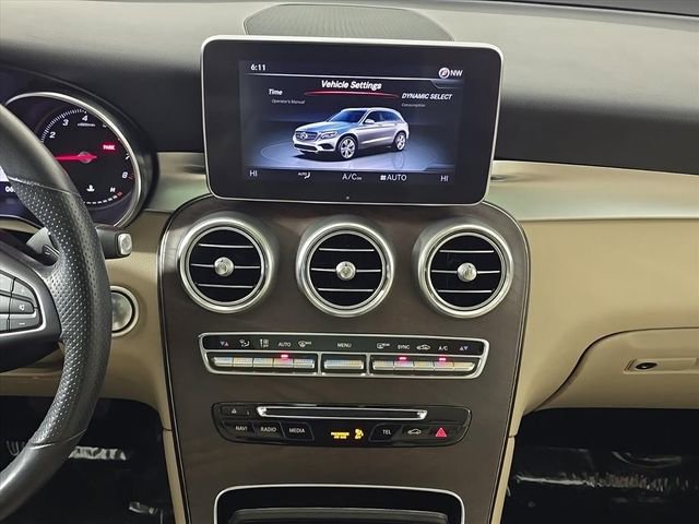 Used 2019 Mercedes-Benz GLC 300 4MATIC image 18