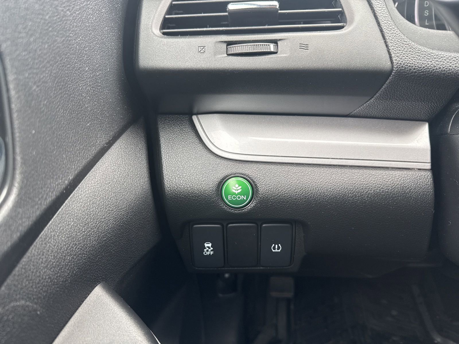 Used 2015 Honda CR-V EX image 25