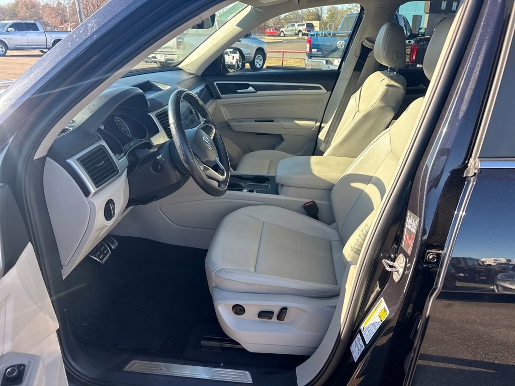 Used 2021 Volkswagen Atlas SE w/ Panoramic Sunroof Package image 14