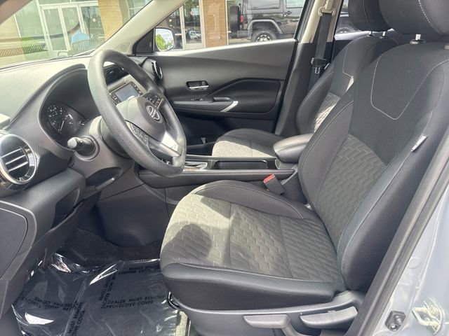 Used 2023 Nissan Kicks SV FWD image 8
