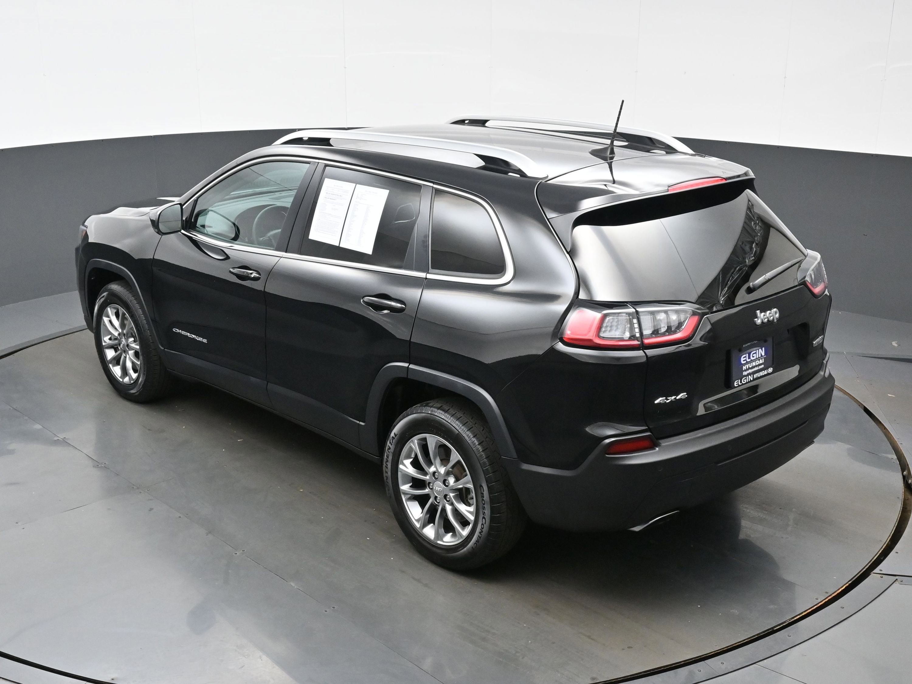 Used 2021 Jeep Cherokee Latitude Lux w/ Comfort/Convenience Group AWD/4WD image 33
