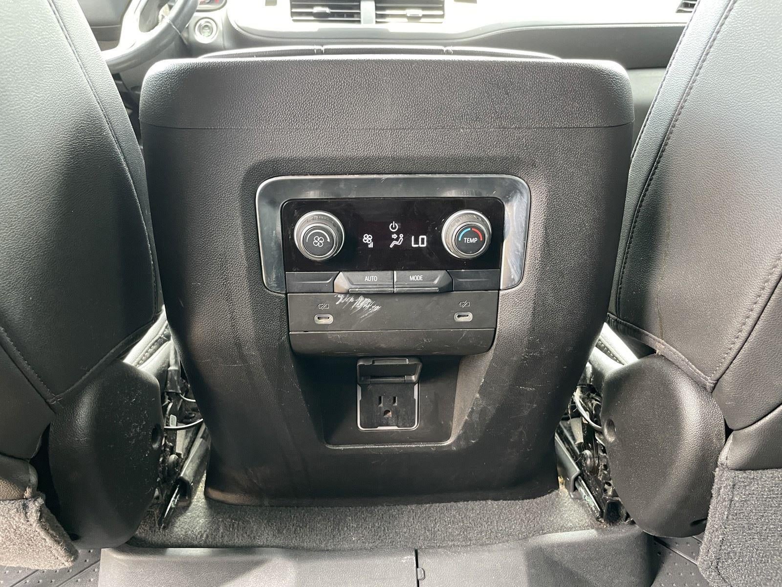 Used 2021 Chevrolet Tahoe Z71 AWD/4WD image 34