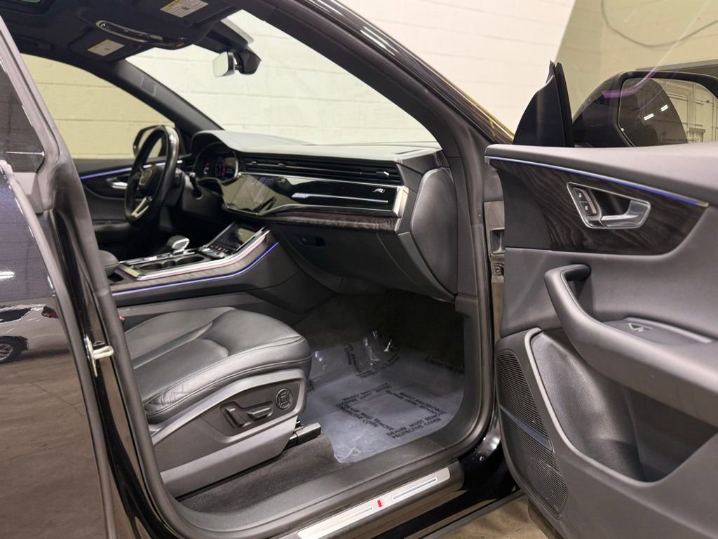 Used 2021 Audi Q8 Prestige image 45