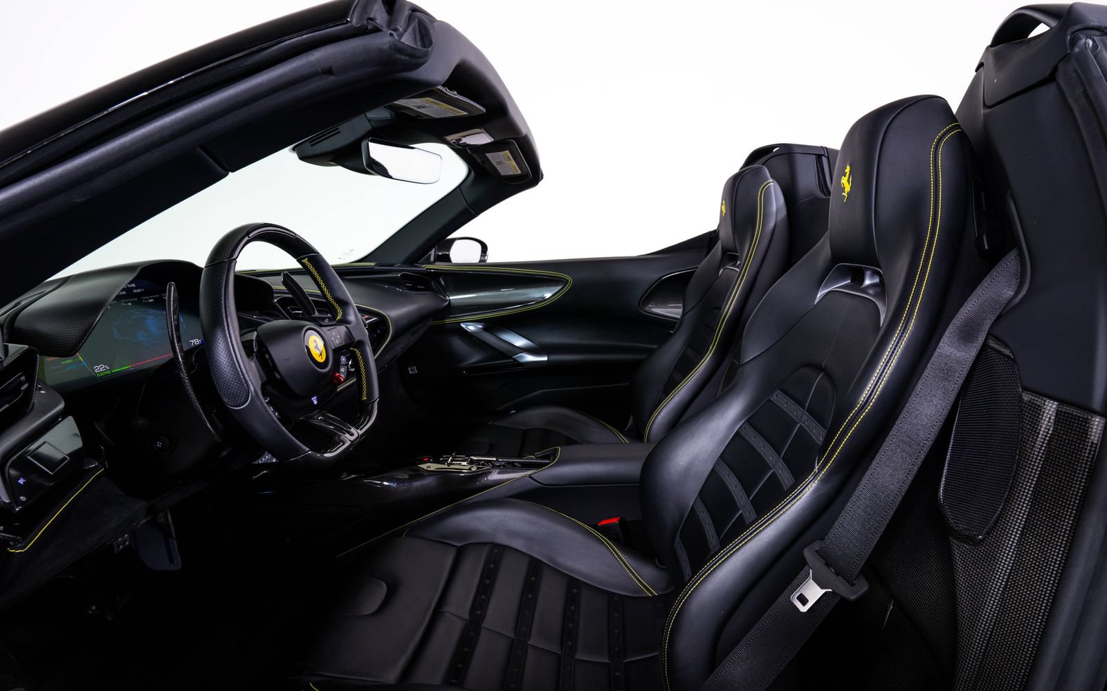 Used 2022 Ferrari SF90 Spider AWD/4WD image 26