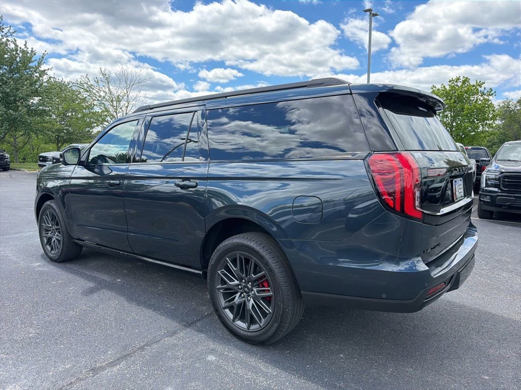 Used 2025 Ford Expedition Max Platinum w/ Stealth Performance Package AWD/4WD image 4