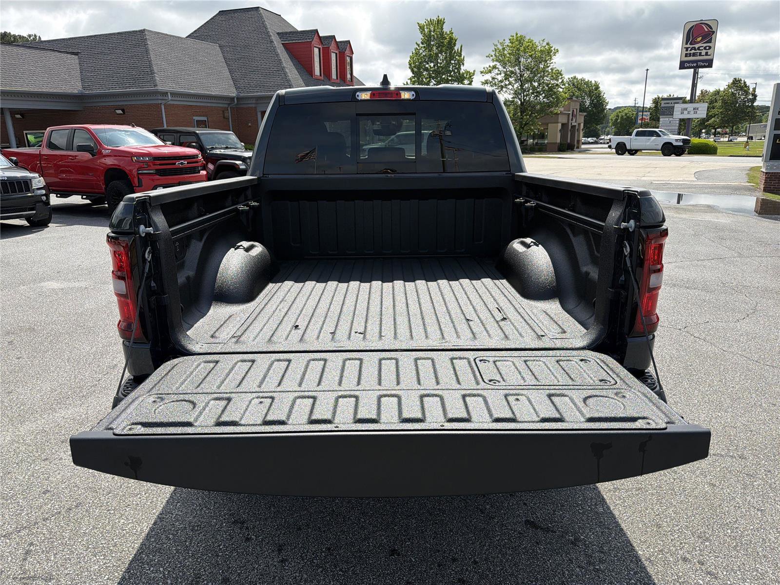 New 2026 RAM 1500 Rebel AWD/4WD image 15