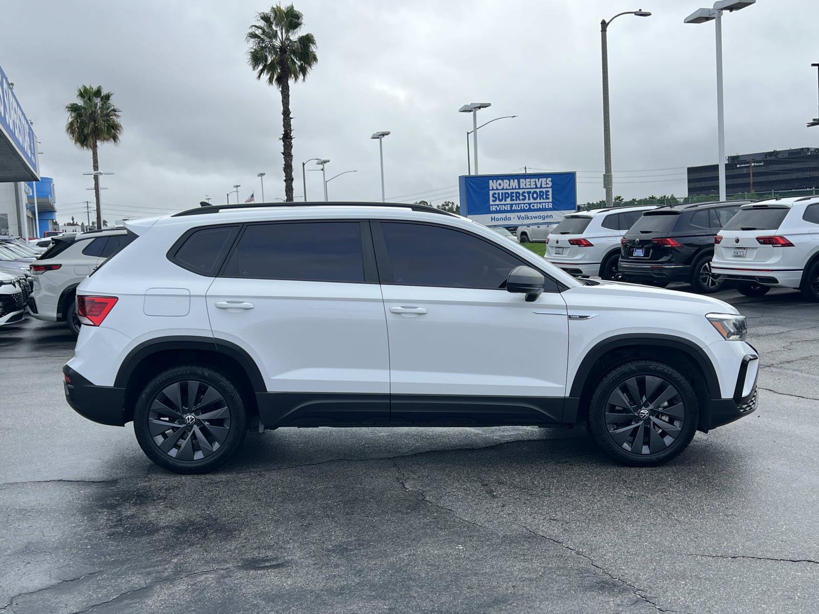 Certified 2022 Volkswagen Taos S image 24