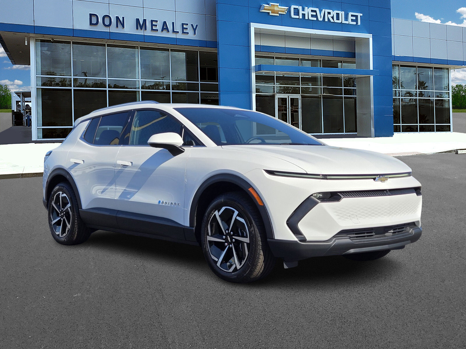 New 2026 Chevrolet Equinox EV LT image 1