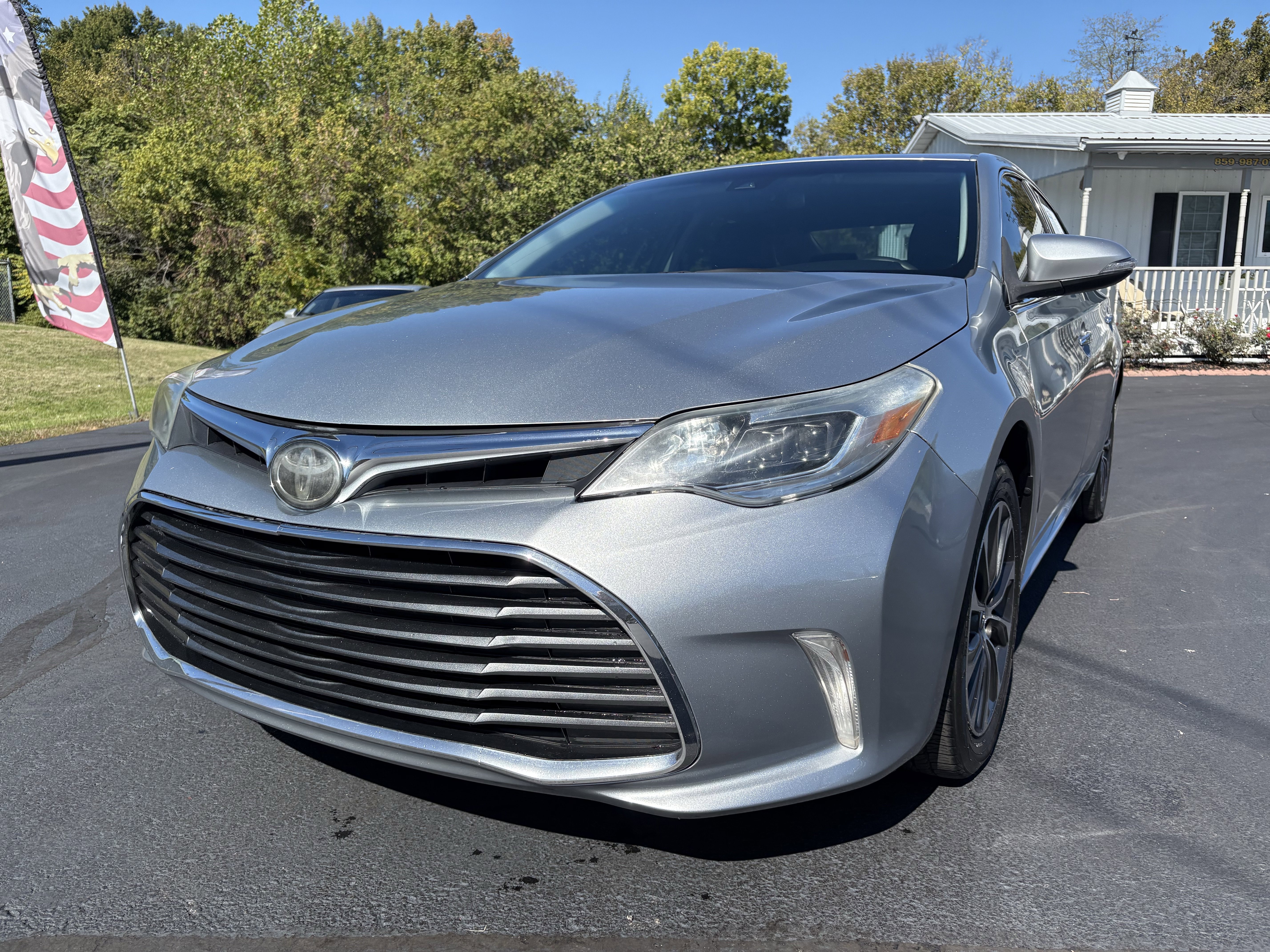 Used 2017 Toyota Avalon XLE
