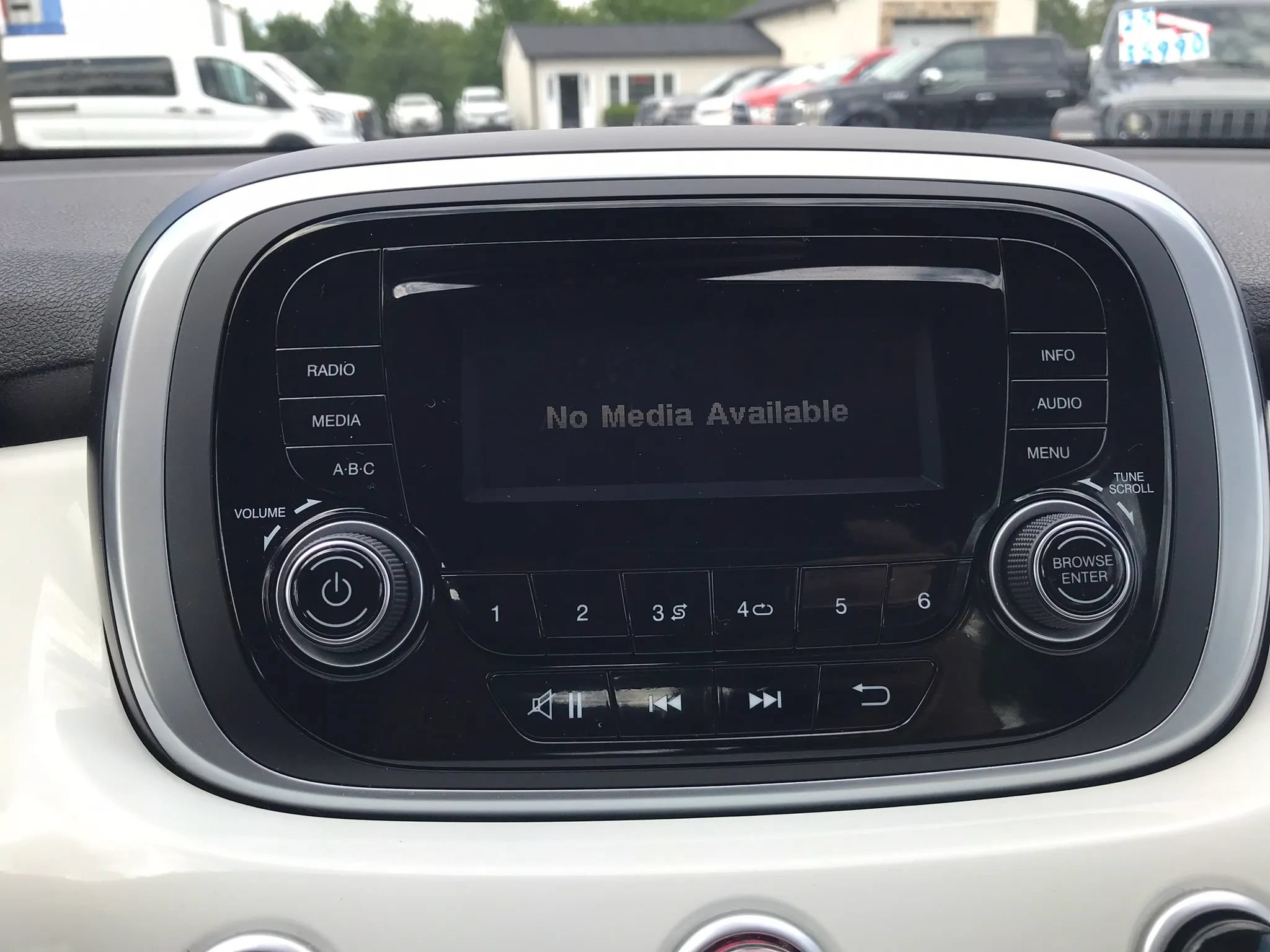 Used 2017 FIAT 500X Pop FWD image 20