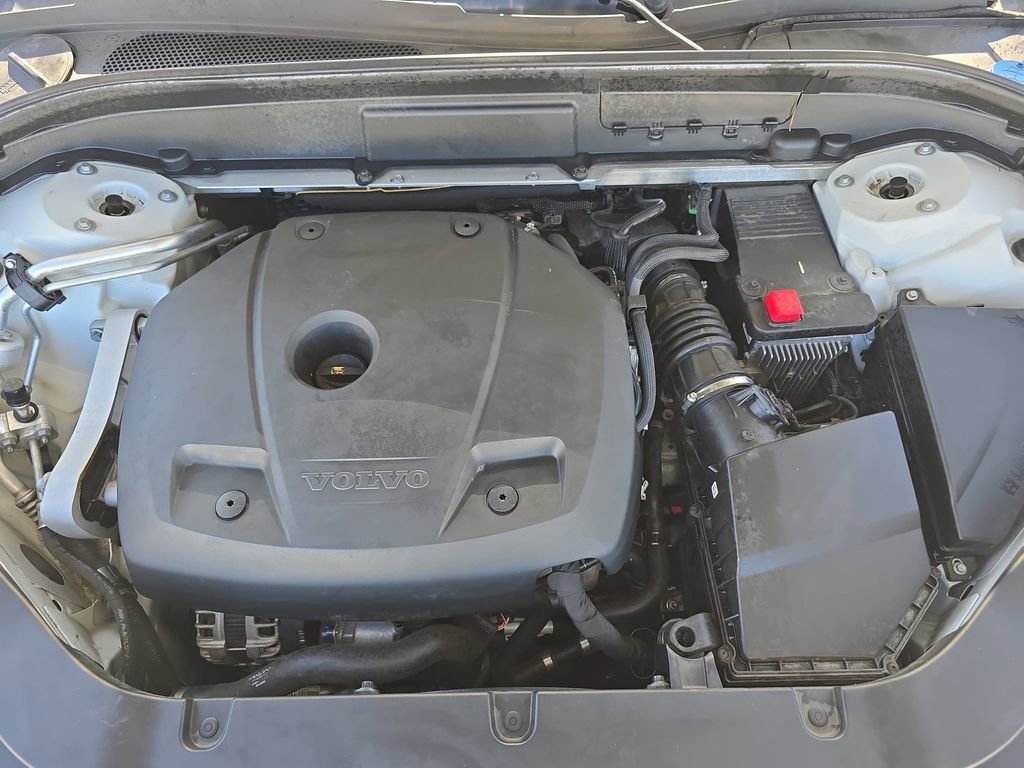 Used 2018 Volvo XC60 T6 Inscription w/ Luxury Seat Package image 34