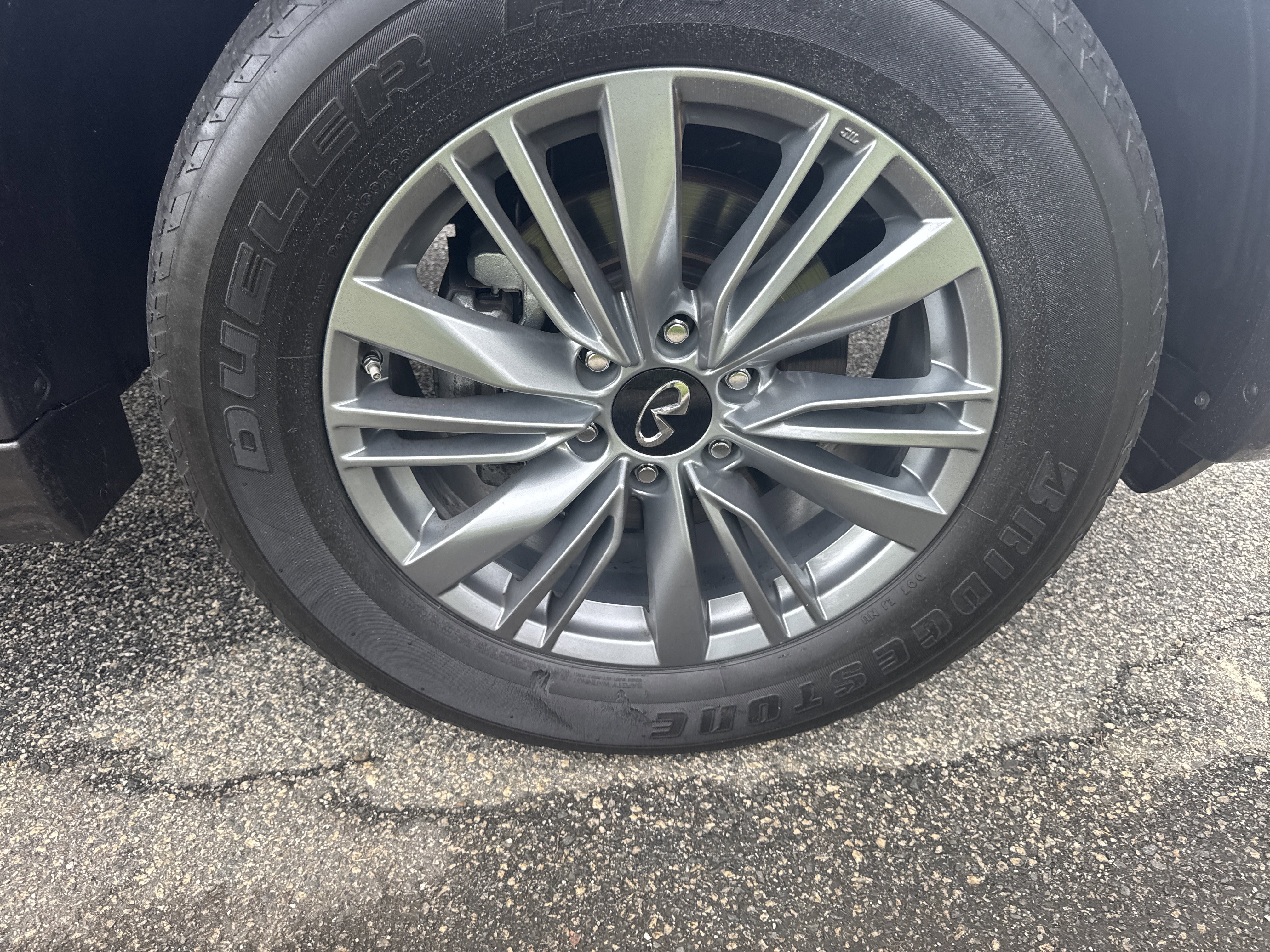 Used 2024 INFINITI QX80 Luxe RWD image 12