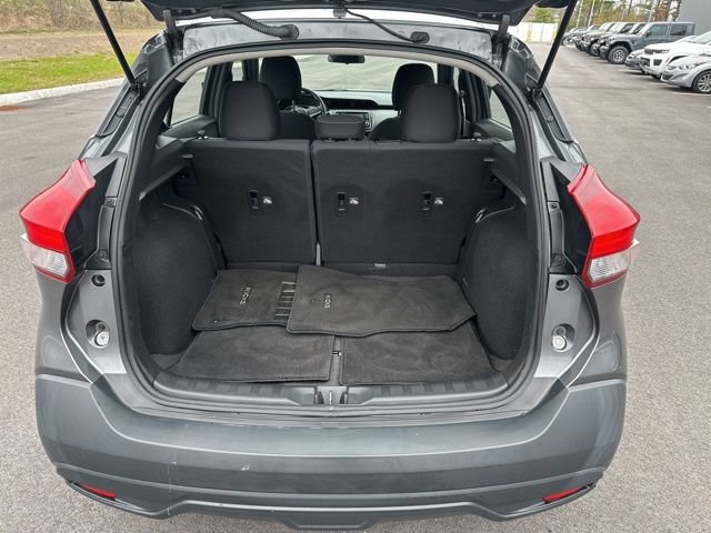 Used 2019 Nissan Kicks S FWD image 16