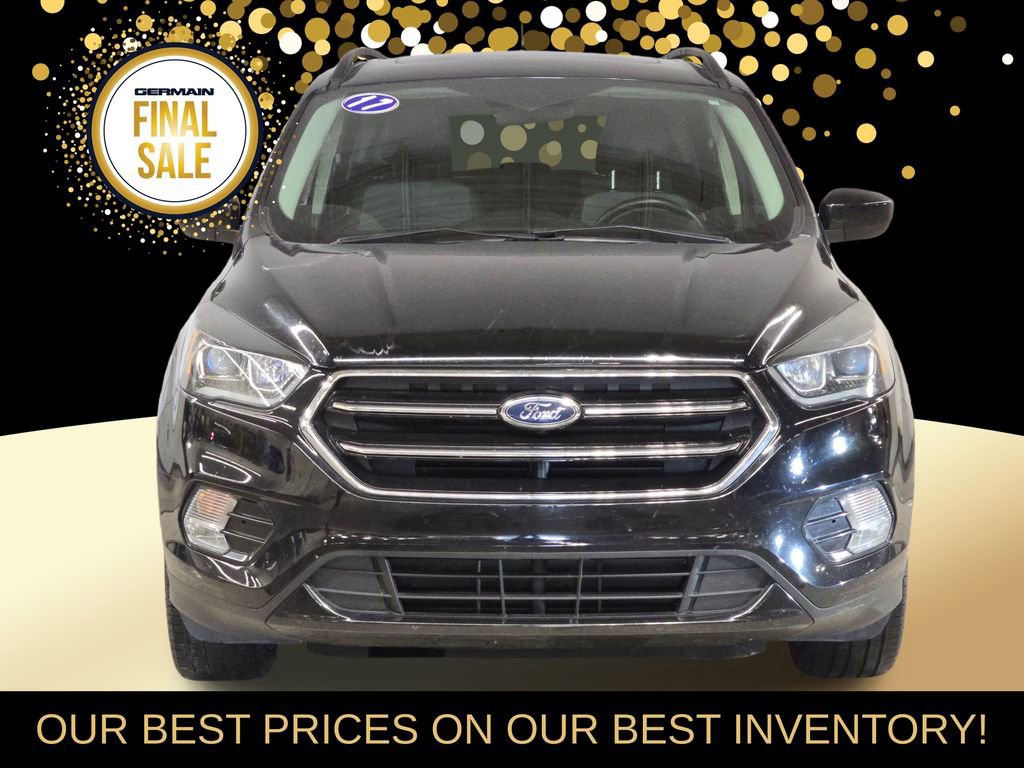 Used 2017 Ford Escape SE w/ SE Sport Appearance Package image 3