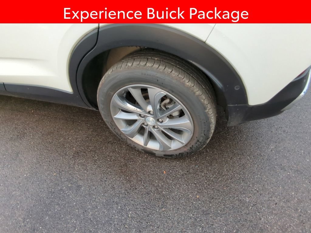 Used 2021 Buick Encore GX Essence w/ Advanced Technology Package AWD/4WD image 5