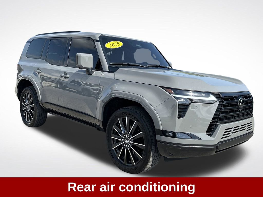 Used 2025 Lexus GX 550 w/ Cold Area Package image 9