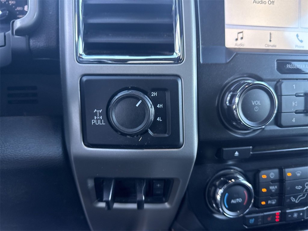 Used 2018 Ford F250 Lariat w/ Tow Technology Bundle image 27