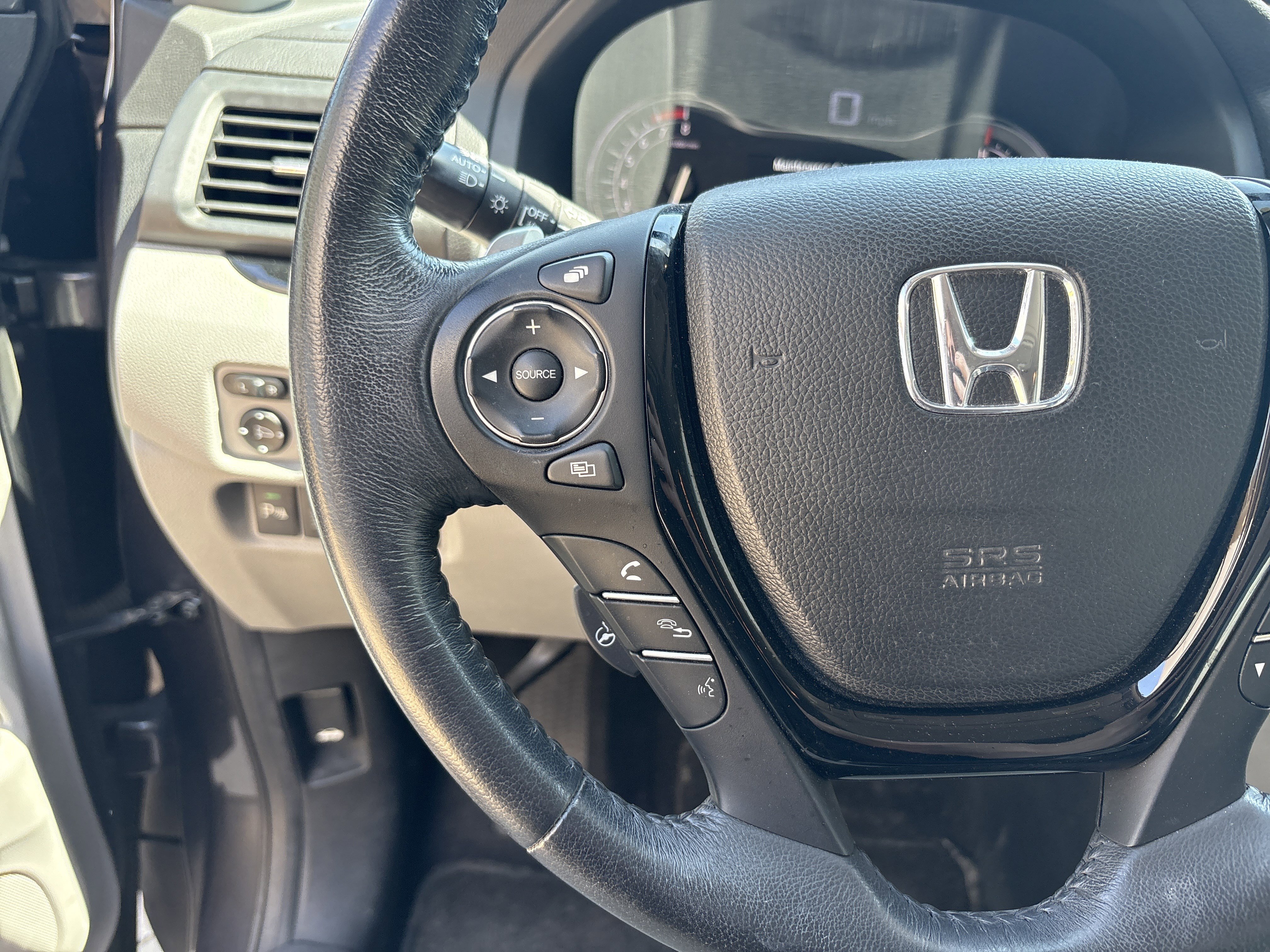 Used 2016 Honda Pilot Elite image 19