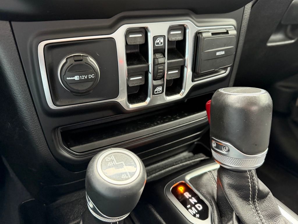 Used 2020 Jeep Gladiator Overland image 22