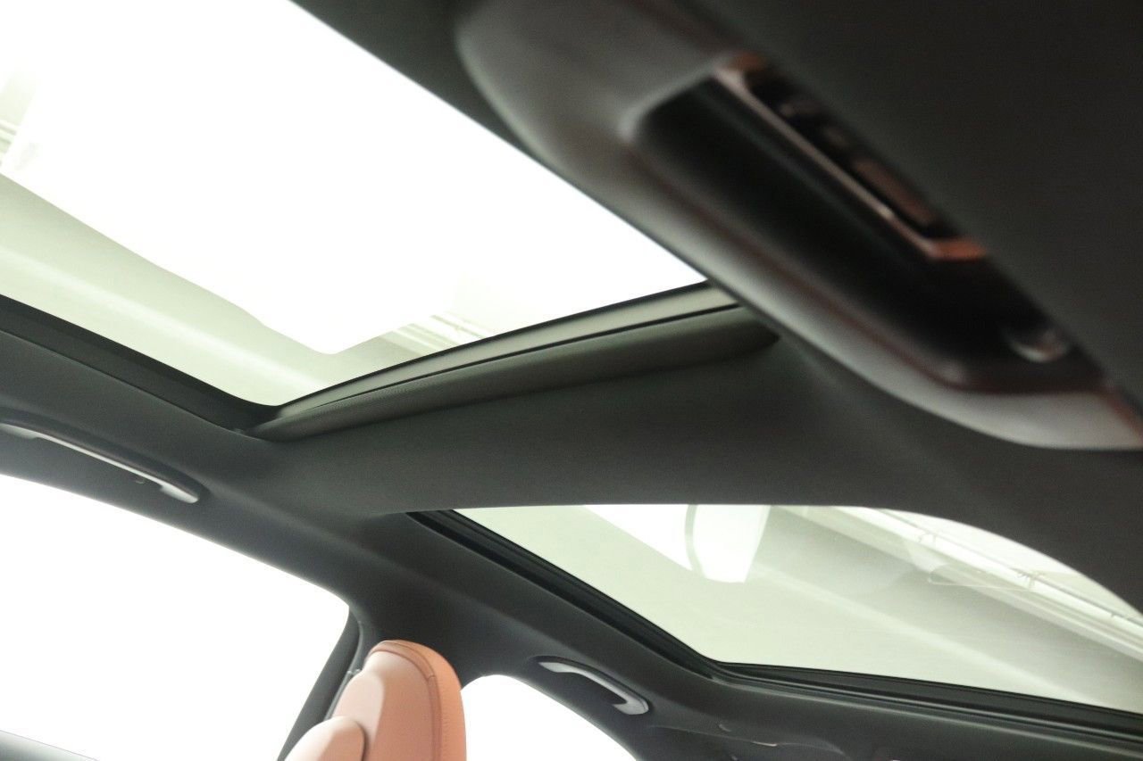 Certified 2023 Mercedes-Benz C 300 Sedan image 26