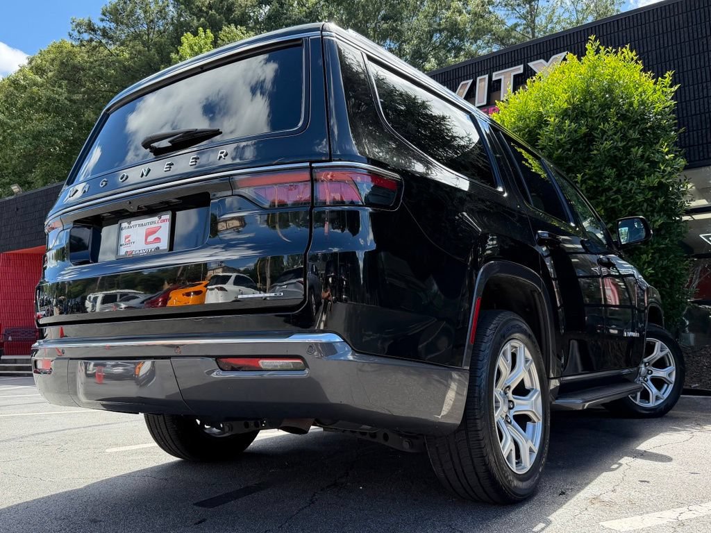 Used 2022 Jeep Wagoneer Series II AWD/4WD image 13