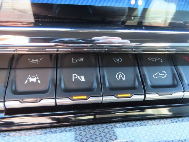 Certified 2024 Chevrolet Silverado 1500 ZR2 w/ ZR2 Bison Edition image 38