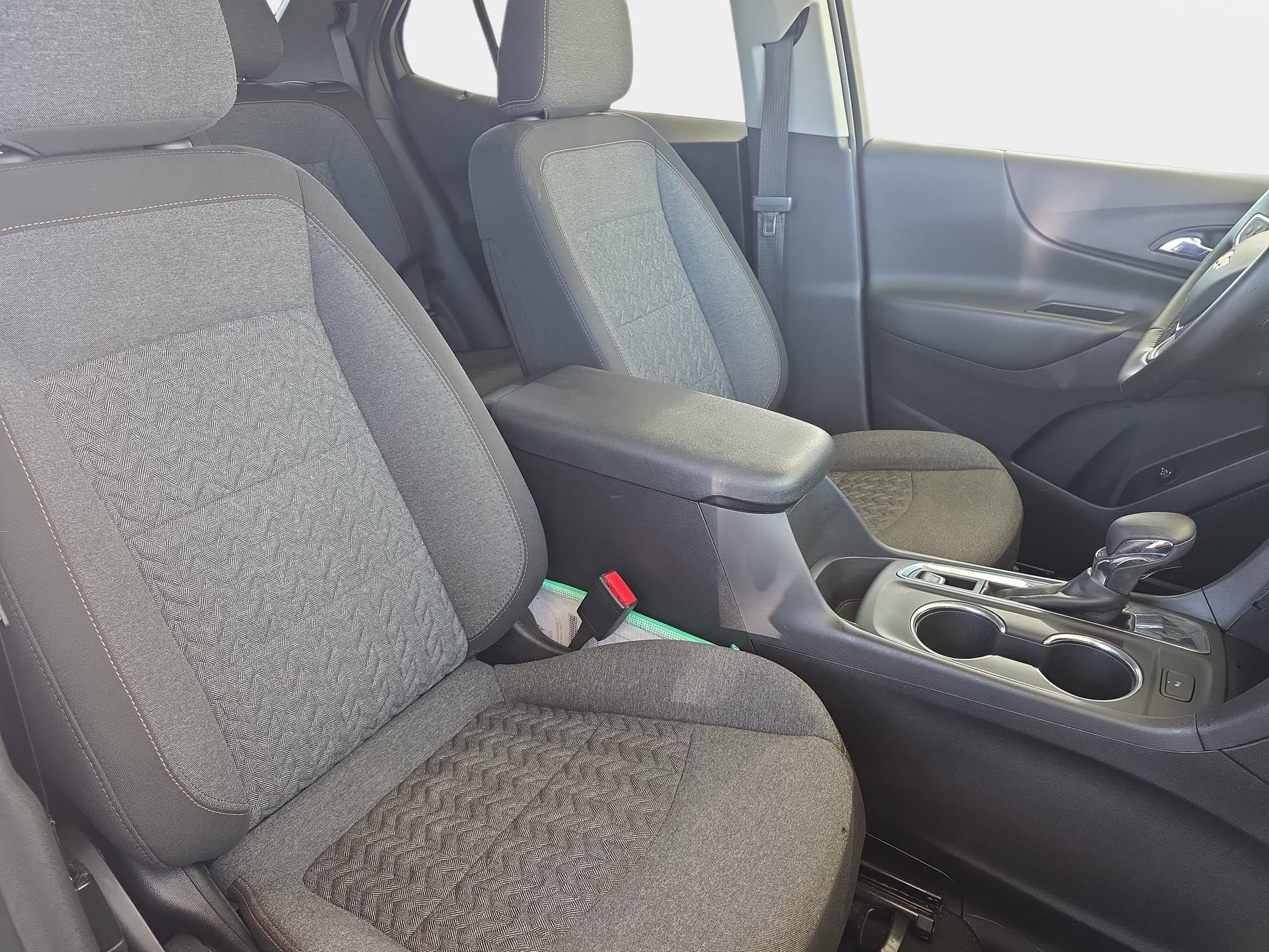 Used 2023 Chevrolet Equinox LT FWD image 10