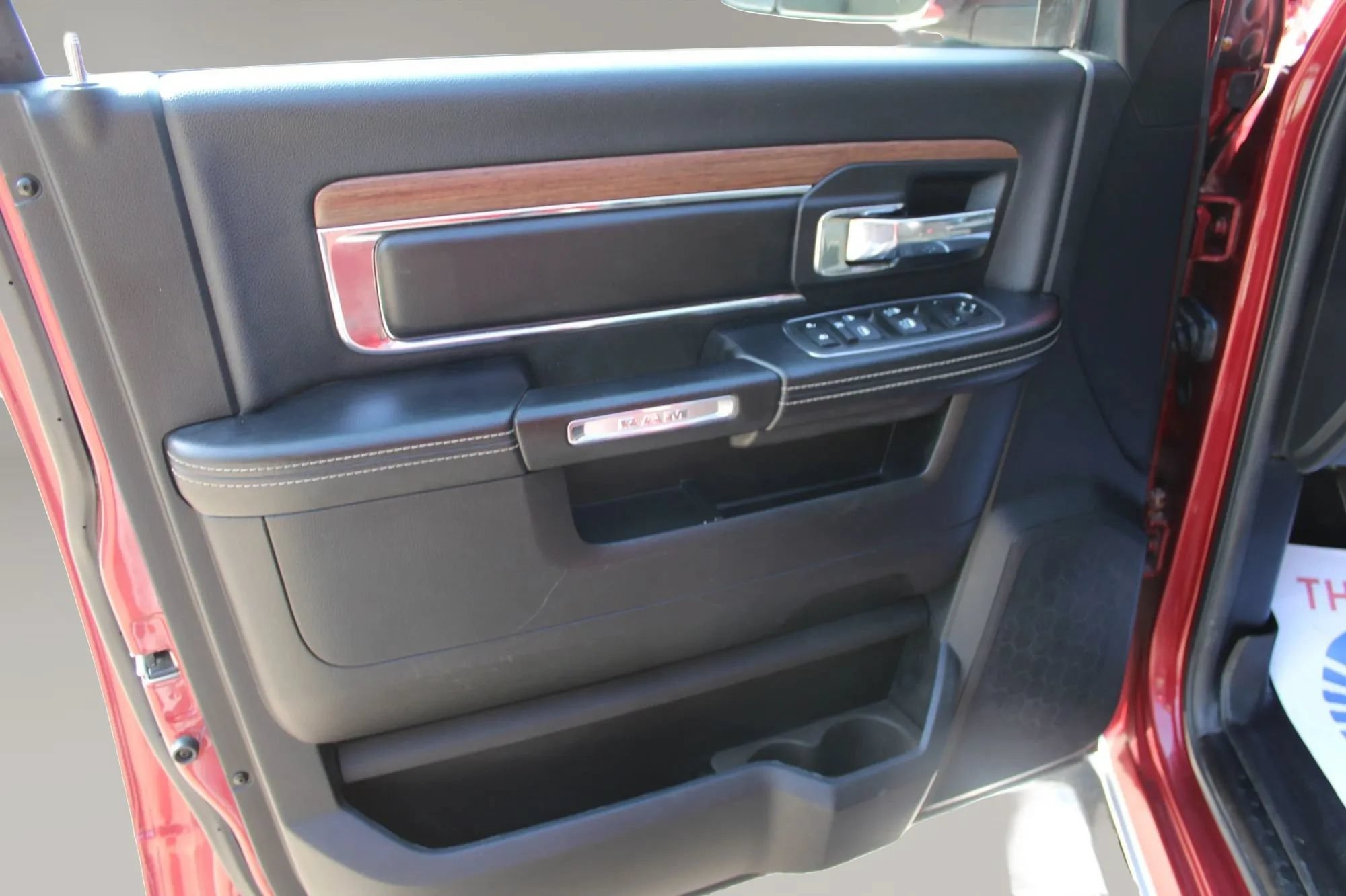 Used 2013 RAM 3500 Laramie RWD image 14