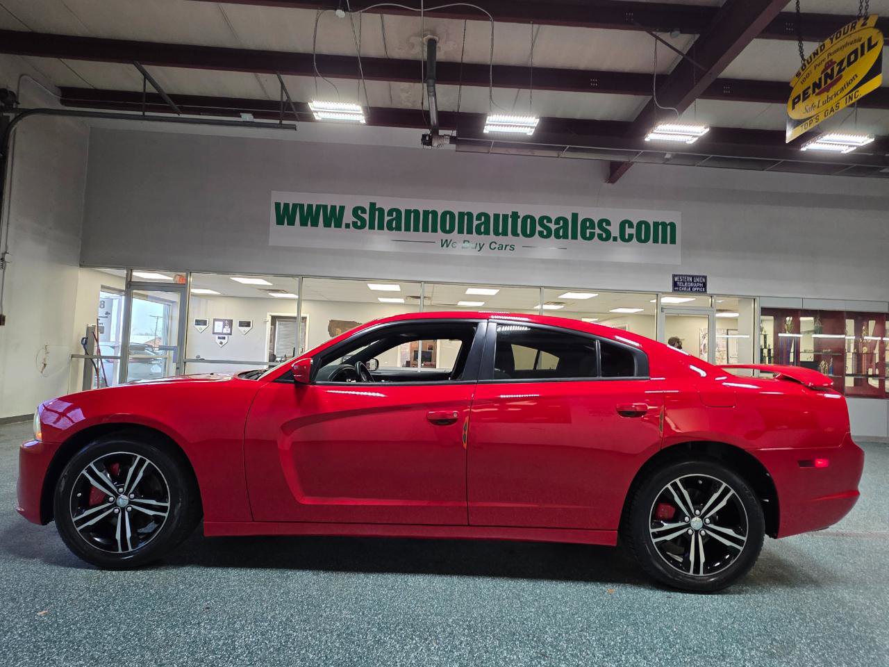 Used 2014 Dodge Charger SXT image 11