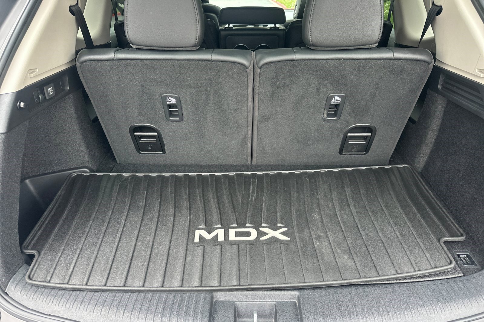Used 2024 Acura MDX SH-AWD image 19