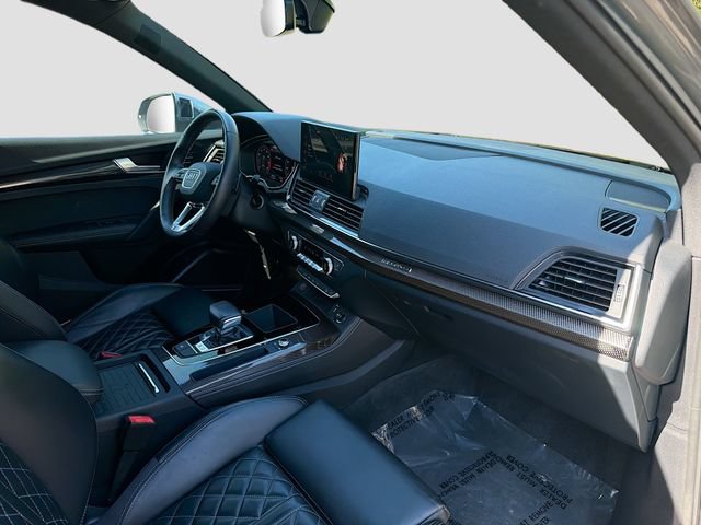 Used 2023 Audi SQ5 Prestige w/ Prestige Package AWD/4WD image 15