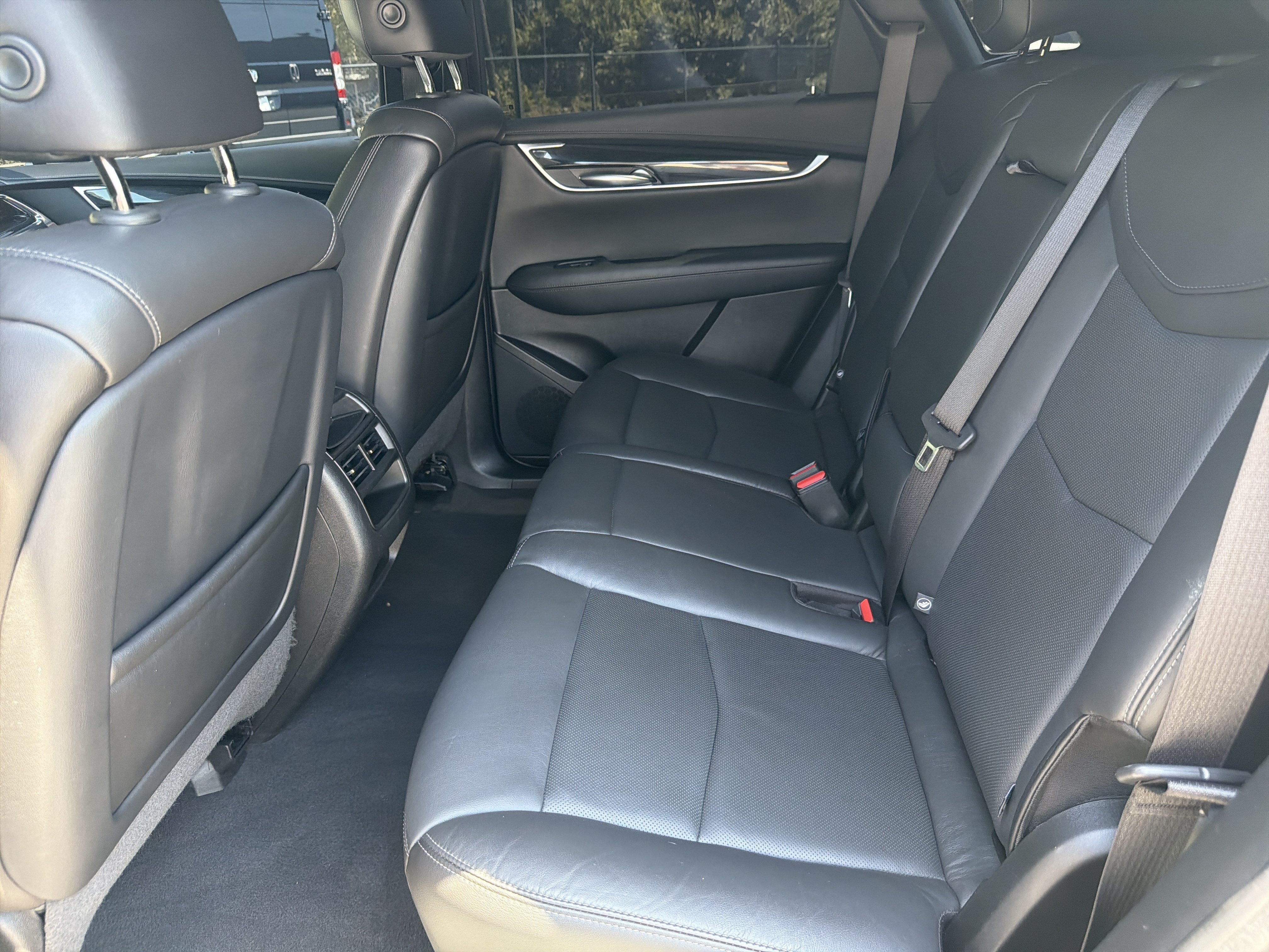 Used 2020 Cadillac XT5 Premium Luxury AWD/4WD image 26