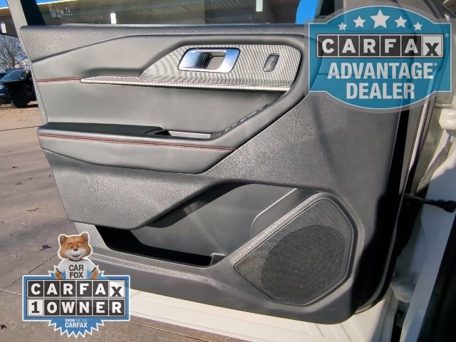 Used 2025 Ford Explorer ST-Line image 14