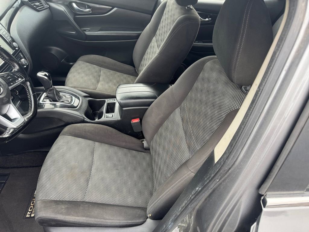 Used 2020 Nissan Rogue Sport SV w/ All-Weather Package image 8