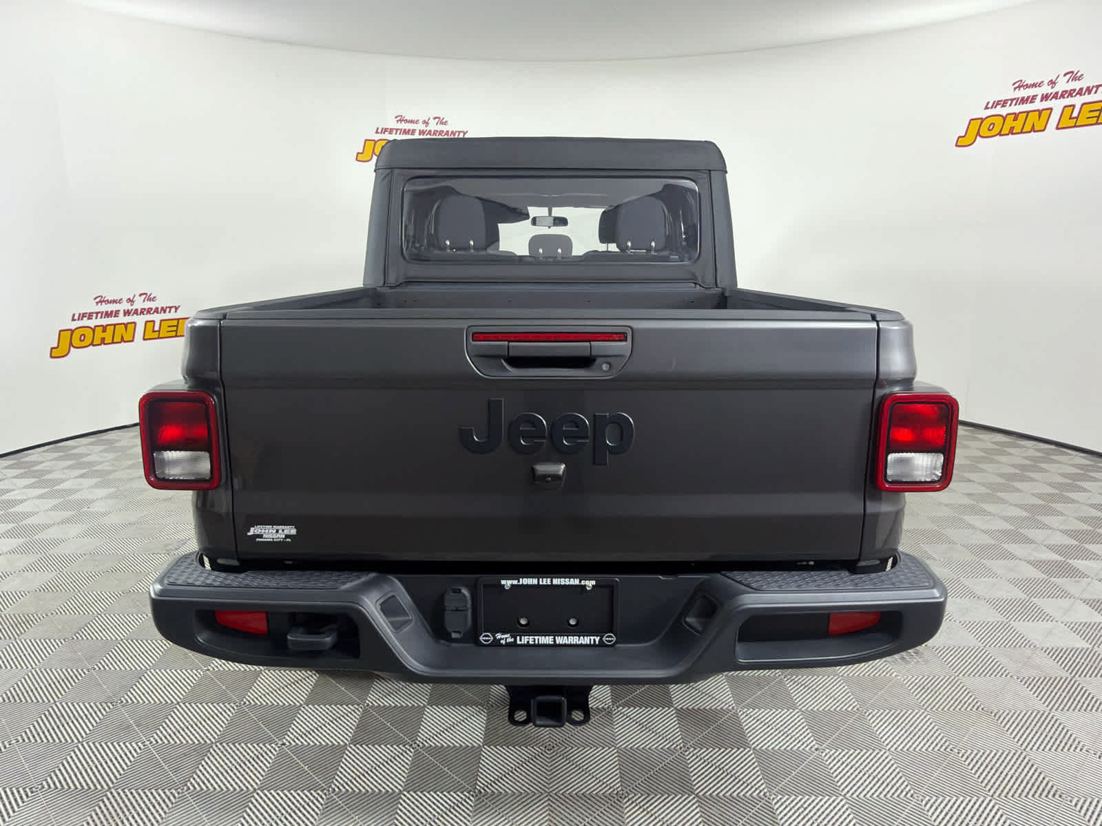 Used 2023 Jeep Gladiator Sport w/ Trailer Tow Package AWD/4WD image 4