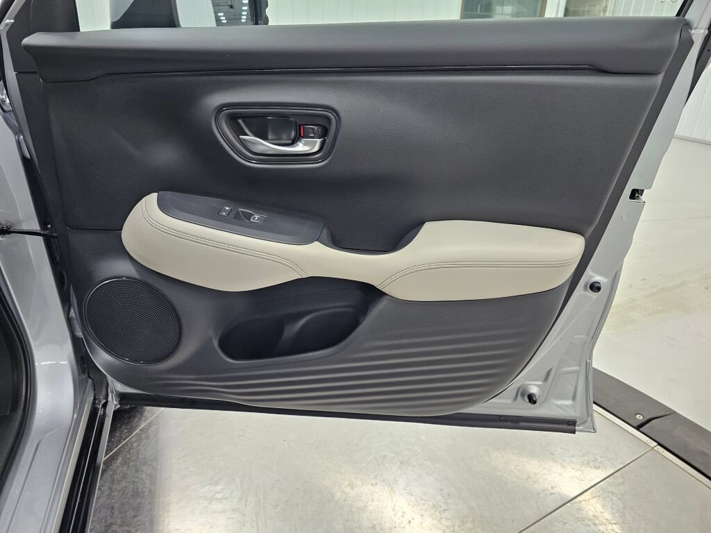 New 2027 Honda HR-V EX-L image 30