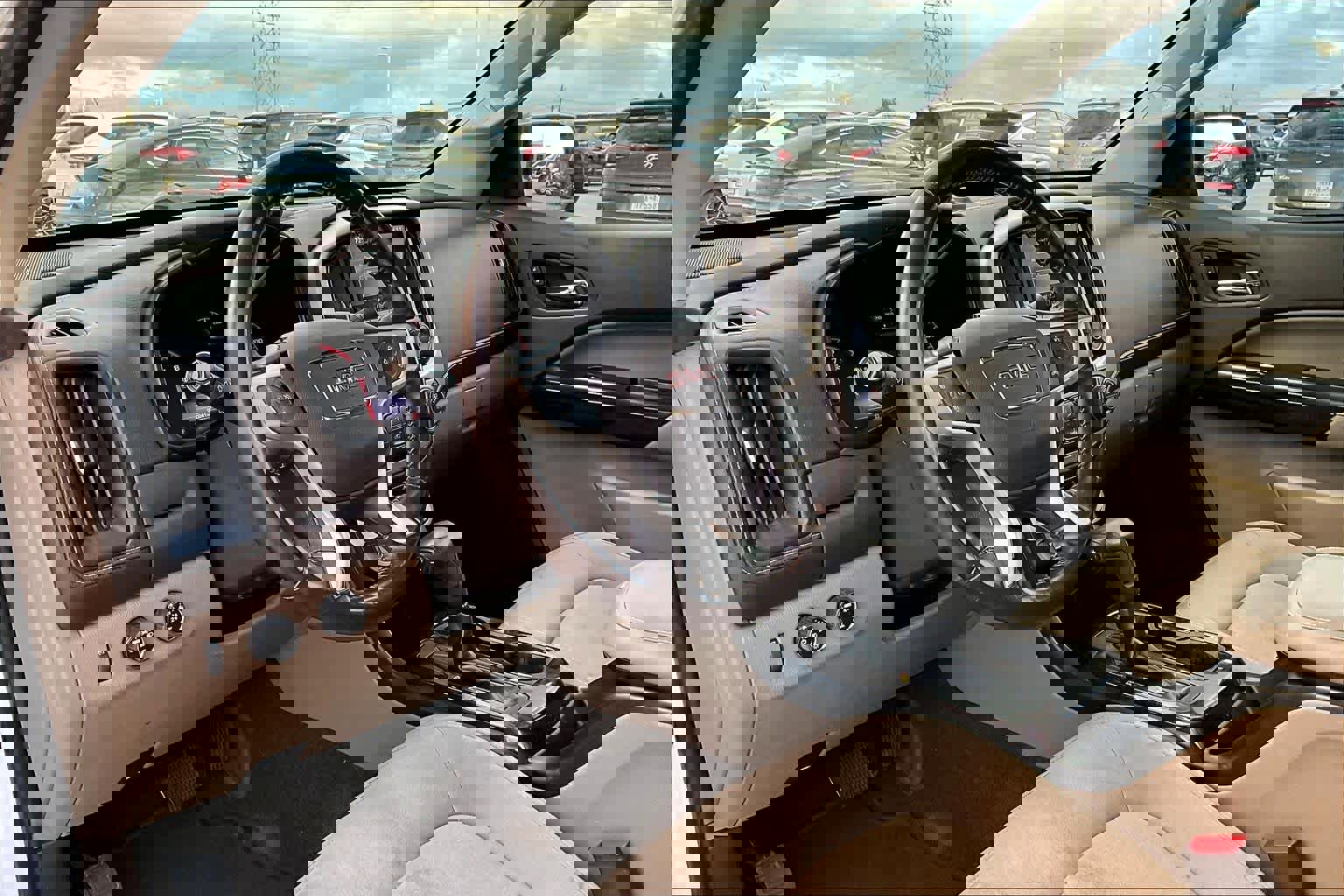 Used 2015 GMC Canyon SLE w/ SLE Convenience Package image 17