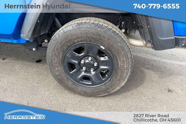Used 2024 Jeep Gladiator Sport AWD/4WD image 23