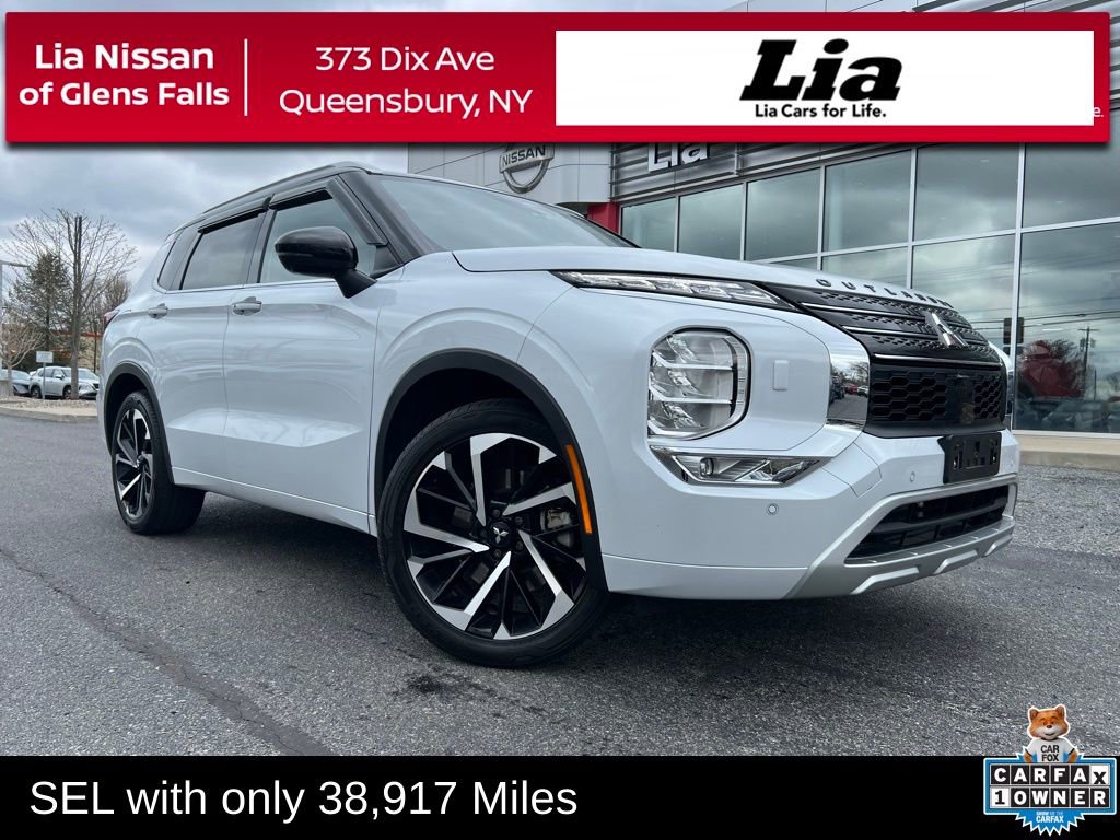 Used 2024 Mitsubishi Outlander SEL AWD/4WD image 1